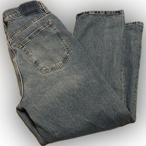 Abercrombie & Fitch The 90s Straight Ultra High Rise Jeans